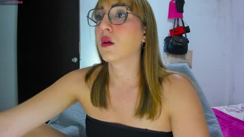 ANDREA online show from June 8, 1:28 am