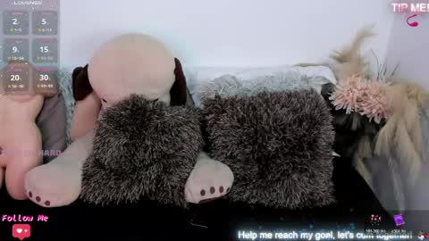 doll_lorenn26 online show from March 15, 10:35 pm