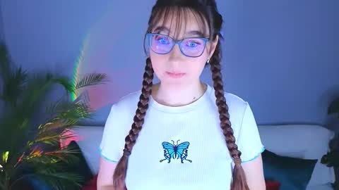 Tessa online show from September 29, 4:06 pm