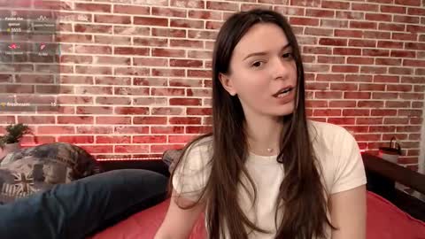 Jade online show from November 23, 9:40 am