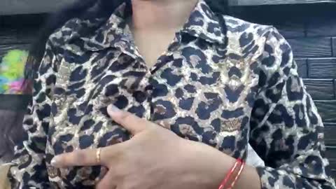 Snapshot of dollmeenu chatting on September 13, 9:23 am dollmeenu online show from September 13, 9:23 am