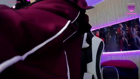 dolly_boob online show from February 4, 6:50 am