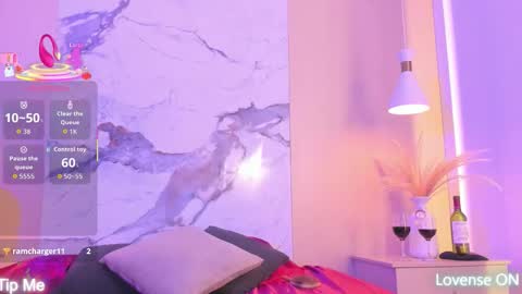 dolly_brownc online show from September 28, 5:49 am