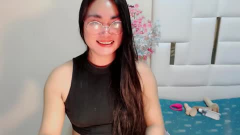 YUMEE online show from September 15, 12:28 pm