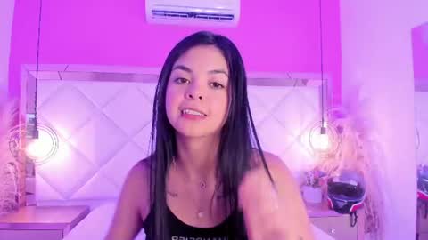 Juliana online show from July 25, 3:32 pm