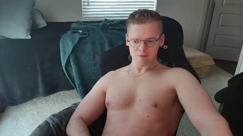 doloresman online show from June 19, 10:05 pm