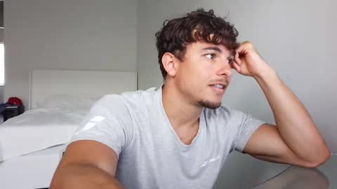 Dom online show from April 20, 9:51 pm