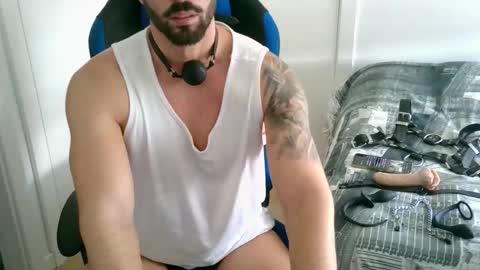 DominatedTitan online show from October 23, 10:17 am