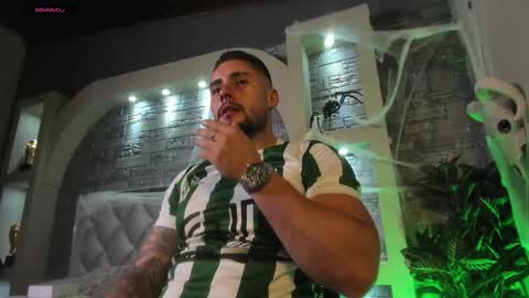 dominic de luca online show from October 27, 2:33 am