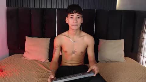 Snapshot of dominic_ghost chatting on September 24, 2:51 am Dominic online show from September 24, 2:51 am