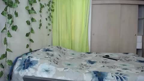 dominic_sofia online show from April 23, 11:29 am