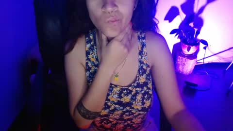   online show from April 17, 7:33 am