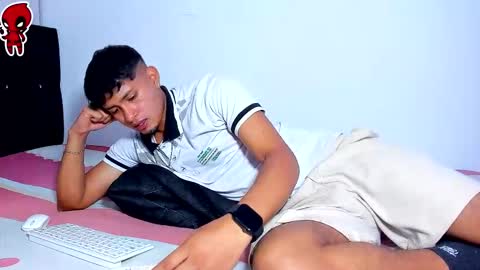  Dominic  online show from February 7, 2:36 am