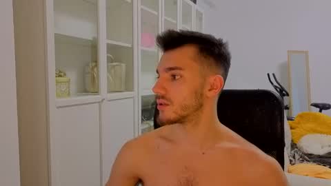 dominicvalente online show from February 8, 9:51 pm