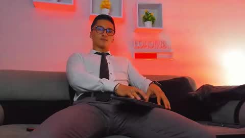 dominus_alpha online show from April 13, 7:56 am