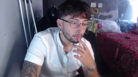 dominus_kane online show from October 22, 7:15 pm