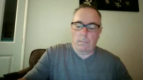 Snapshot of domjolly08 chatting on September 14, 9:38 pm David uk online show from September 14, 9:38 pm