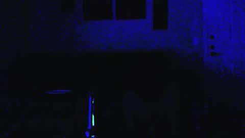 donlopez18 online show from October 6, 3:52 pm