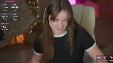 DONNA online show from April 24, 7:05 pm