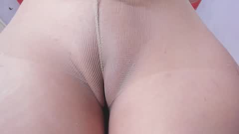 Paula DiazGMT-5 0730 - 1400 online show from October 23, 12:39 pm