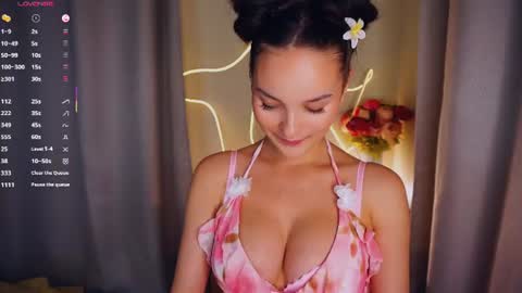 Victoria online show from July 22, 7:49 pm