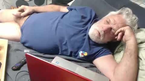 cummingdoouug online show from May 19, 8:32 am