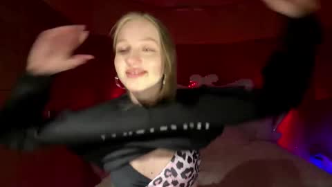 Anika online show from March 25, 10:27 pm