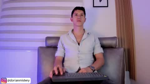 dorian_mystery online show from March 15, 12:04 am