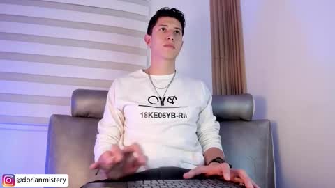 dorian_mystery online show from February 18, 1:27 am