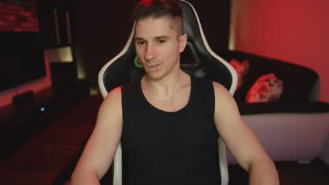 Dorian Reyes online show from April 16, 10:01 pm