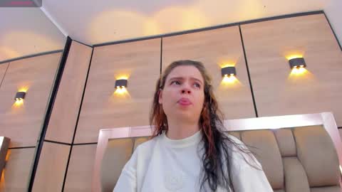  DOROTHY online show from January 12, 3:57 am