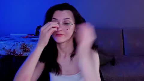 Your Dorotty online show from April 1, 2:23 am