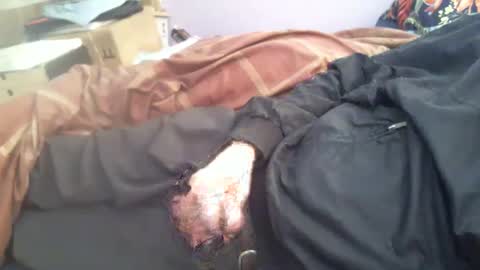 Hello  welcome to Slutsville  I am the Naked Chef  really  but you may call me Peter online show from April 22, 11:06 am