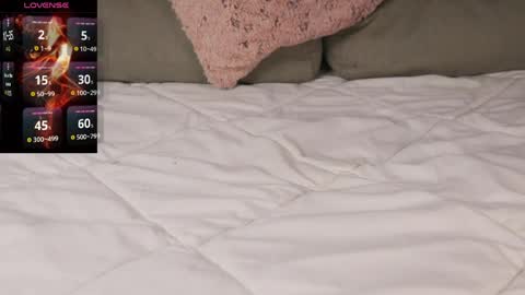 DoubleMysteryXX online show from April 1, 9:32 am