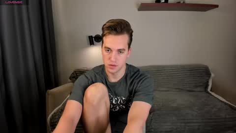 Mervin  online show from October 16, 8:51 pm