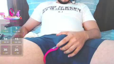 drake420_ online show from July 13, 11:36 am