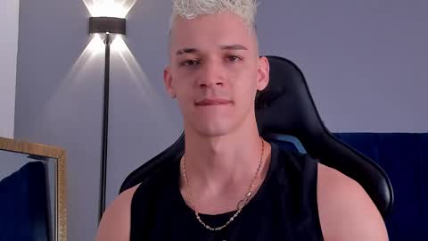 drake_carter1 online show from March 12, 2:30 am