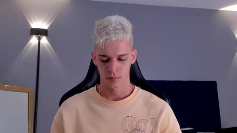 drake_carter1 online show from March 8, 3:06 am