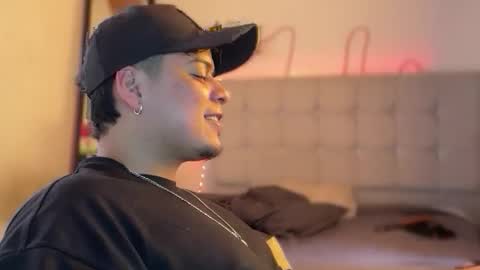 drakeeee online show from April 23, 2:41 pm