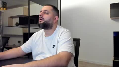 Draven A online show from February 22, 7:03 pm