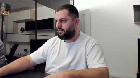 Draven A online show from February 15, 4:36 am