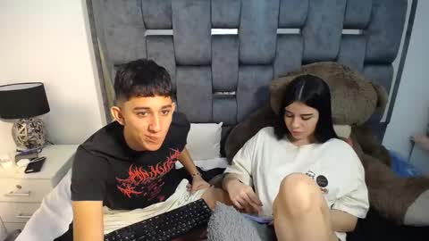 -- nicolle and jhon -- online show from March 12, 9:02 am