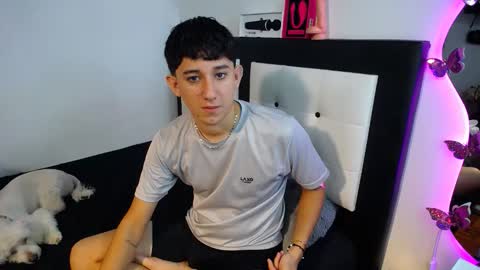 -- nicolle and jhon -- online show from October 11, 11:26 am