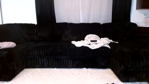 Draya Nicole online show from February 2, 11:28 am