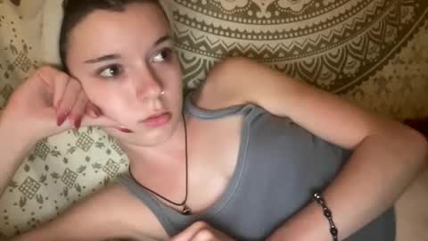 ur dream girl online show from April 16, 4:56 am