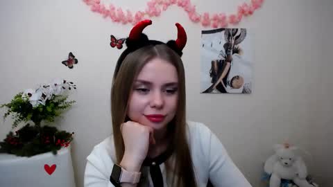 Mari online show from March 2, 7:26 am