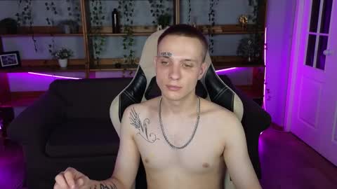 im Kai ntmu online show from April 8, 3:26 pm