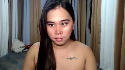 Stacy DONT FORGET TO FOLLOW ME AND THUMBS UP my wife samgrg2 online show from September 21, 4:33 pm