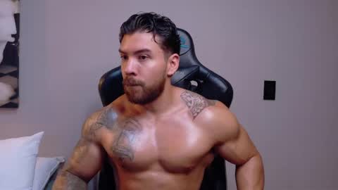 cris online show from May 18, 1:26 am