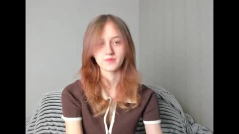 dreamy_pollyyy online show from January 12, 2:40 am